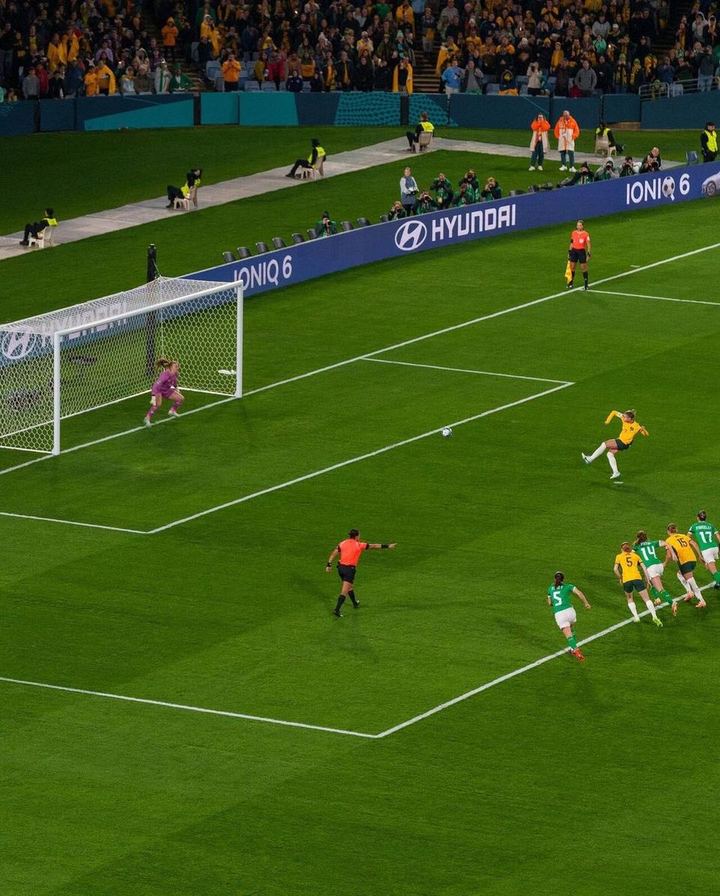 莱奥：除了我的家人和律师，没有任何人有权代表我发言（封面配图）